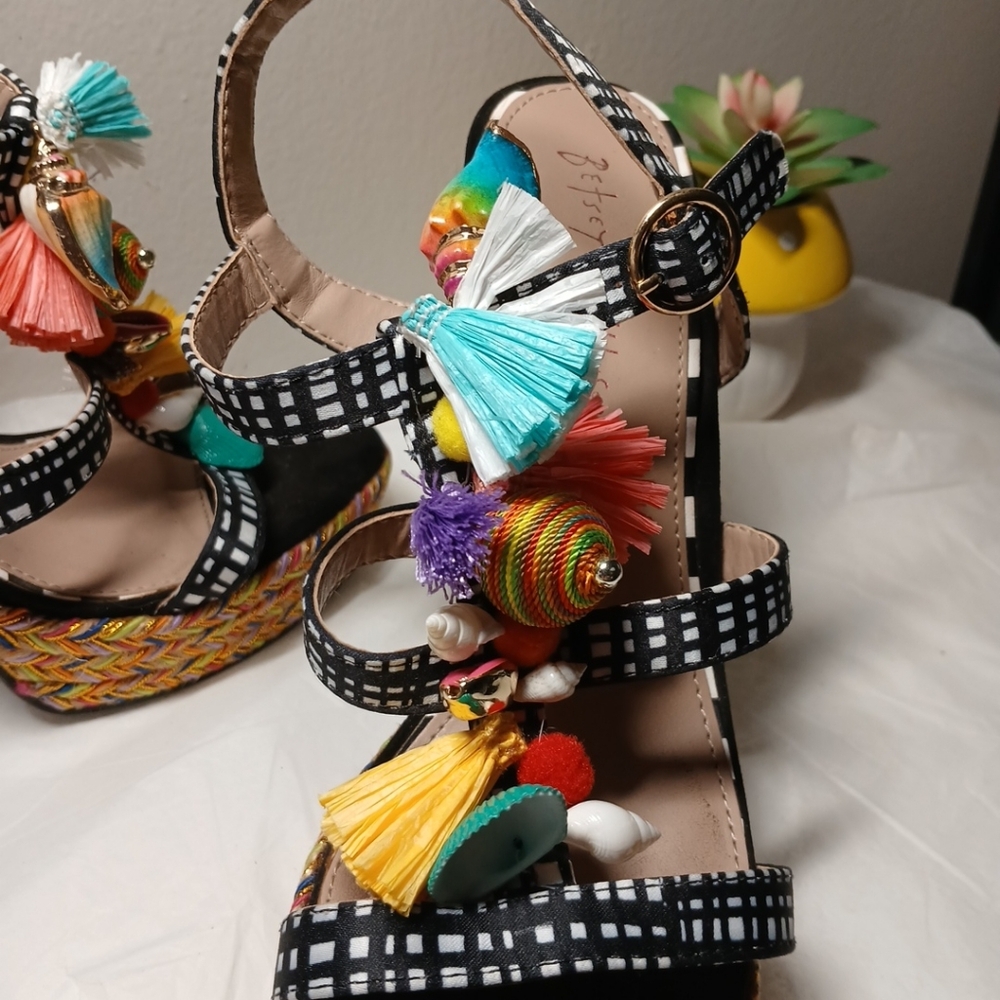 Betsey Johnson Black Multicolor Tassel Platform Heels Shoes Womens Sz 7 EUC Fun - Picture 5 of 13